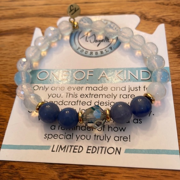 T Jazelle limited edition - Picture 1 of 3